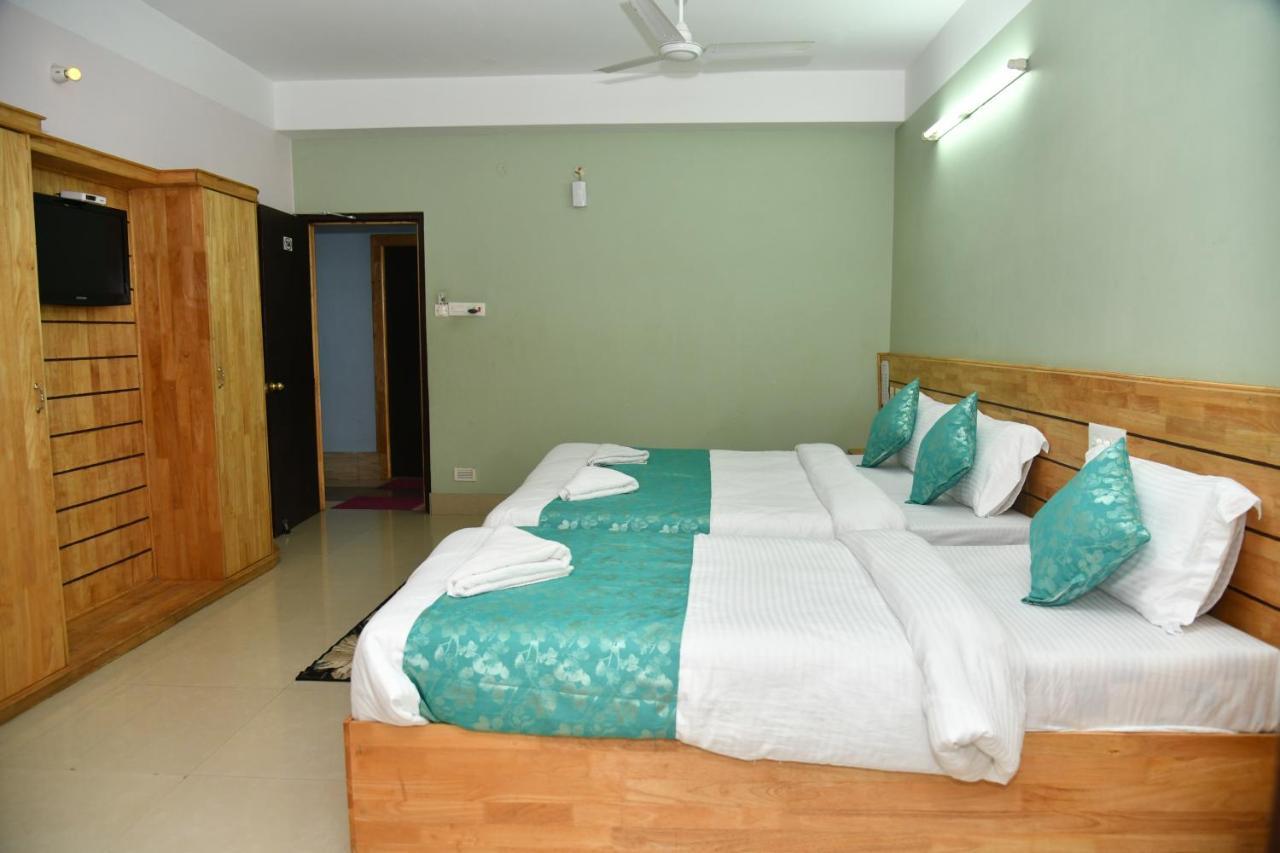 Hotel Sea Rock Jangli Ghat Bagian luar foto